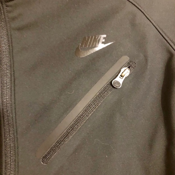 Nike Jacket - Picture 2 of 7